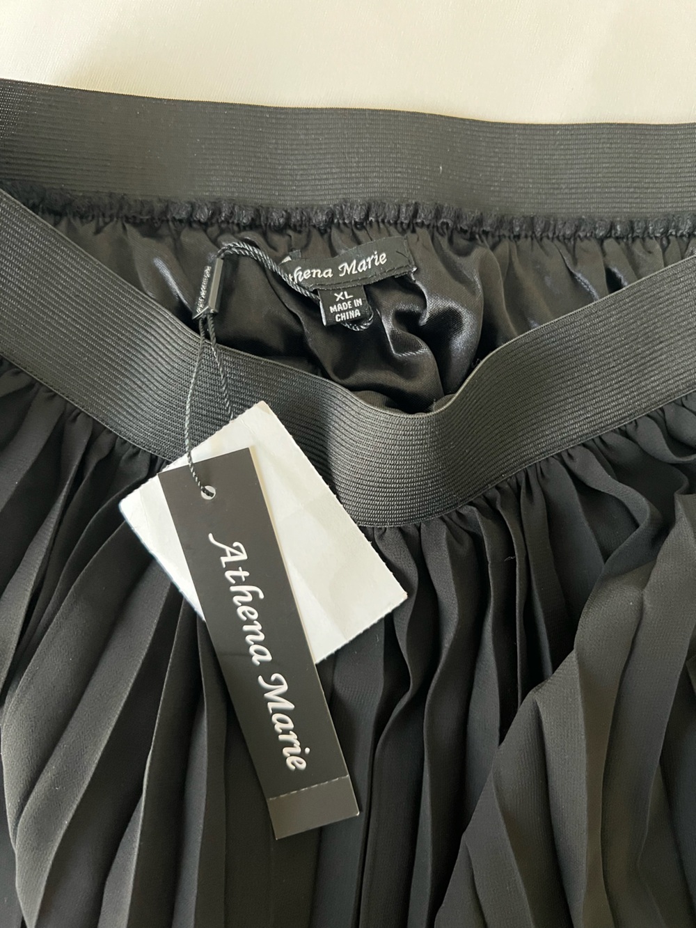 Classic Black Pleated Skirt - Picture 2 of 2
